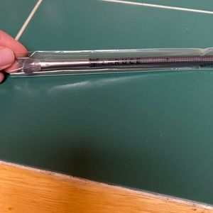 Brand new LARUCE Angled shading brush #LR117